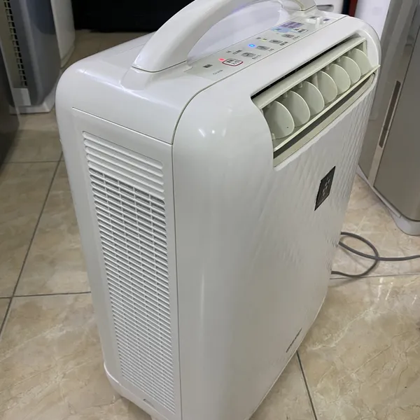 Máy hút ẩm, sấy quần áo Sharp CV-B100 nội địa Nhật