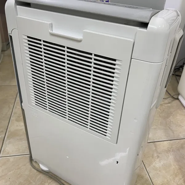 Máy hút ẩm, sấy quần áo Toshiba RAD-80DRX nội địa Nhật