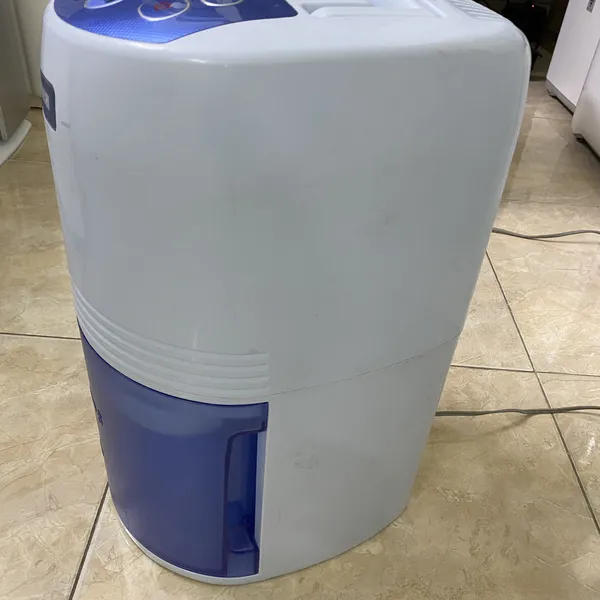 Máy hút ẩm, sấy quần áo Rojirushi RV-HC60 nội địa Nhật