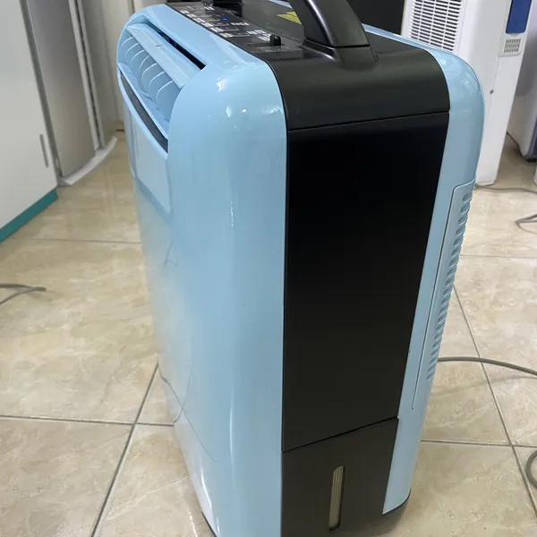 Máy hút ẩm, sấy quần áo Sharp CV-710CX nội địa Nhật