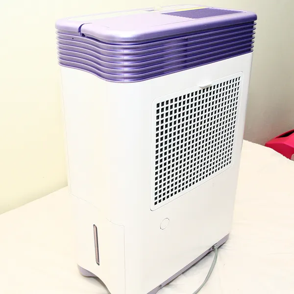 Máy hút ẩm, sấy quần áo Sharp CV-P63CX nội địa Nhật