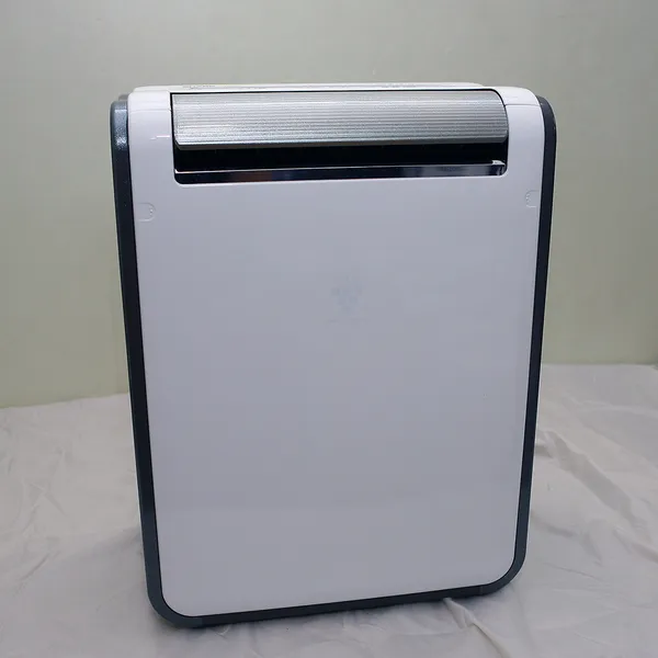 Máy hút ẩm, sấy quần áo Sharp CV-U100C nội địa Nhật