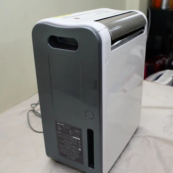 Máy hút ẩm, sấy quần áo Sharp CV-U100C nội địa Nhật