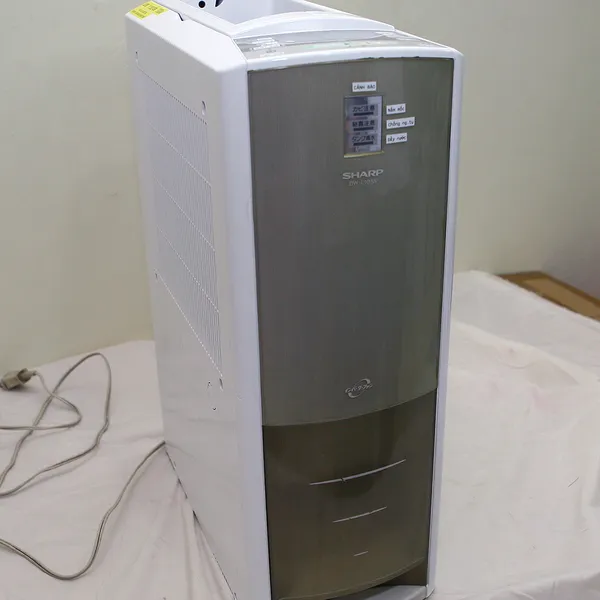 Máy hút ẩm, sấy quần áo Sharp DW-L10SX nội địa Nhật