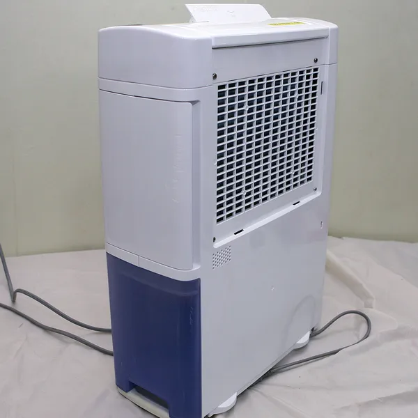 Máy hút ẩm, sấy quần áo Toshiba RAD-80ST nội địa Nhật