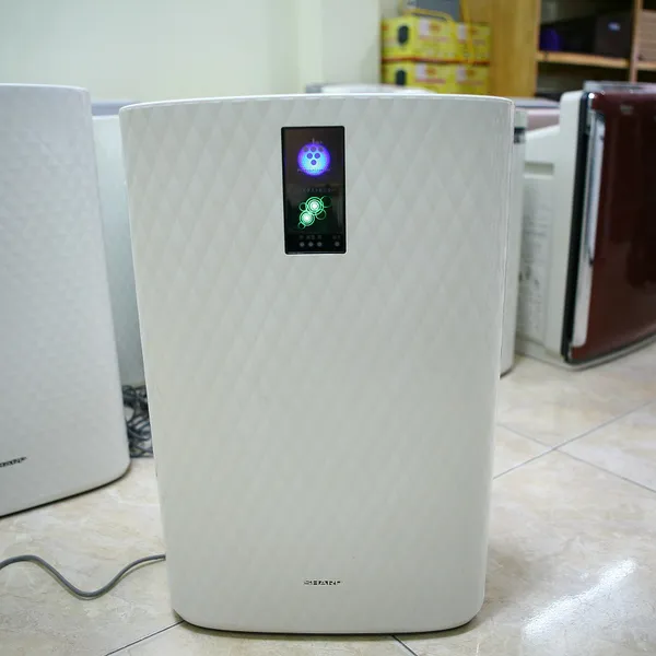 Máy Lọc Không Khí Tạo Ẩm Sharp KC-C70 Khử Mùi Diệt Khuẩn Thông Minh Nội Địa Nhật