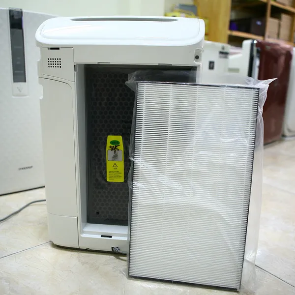 Máy Lọc Không Khí Tạo Ẩm Sharp KC-C70 Khử Mùi Diệt Khuẩn Thông Minh Nội Địa Nhật