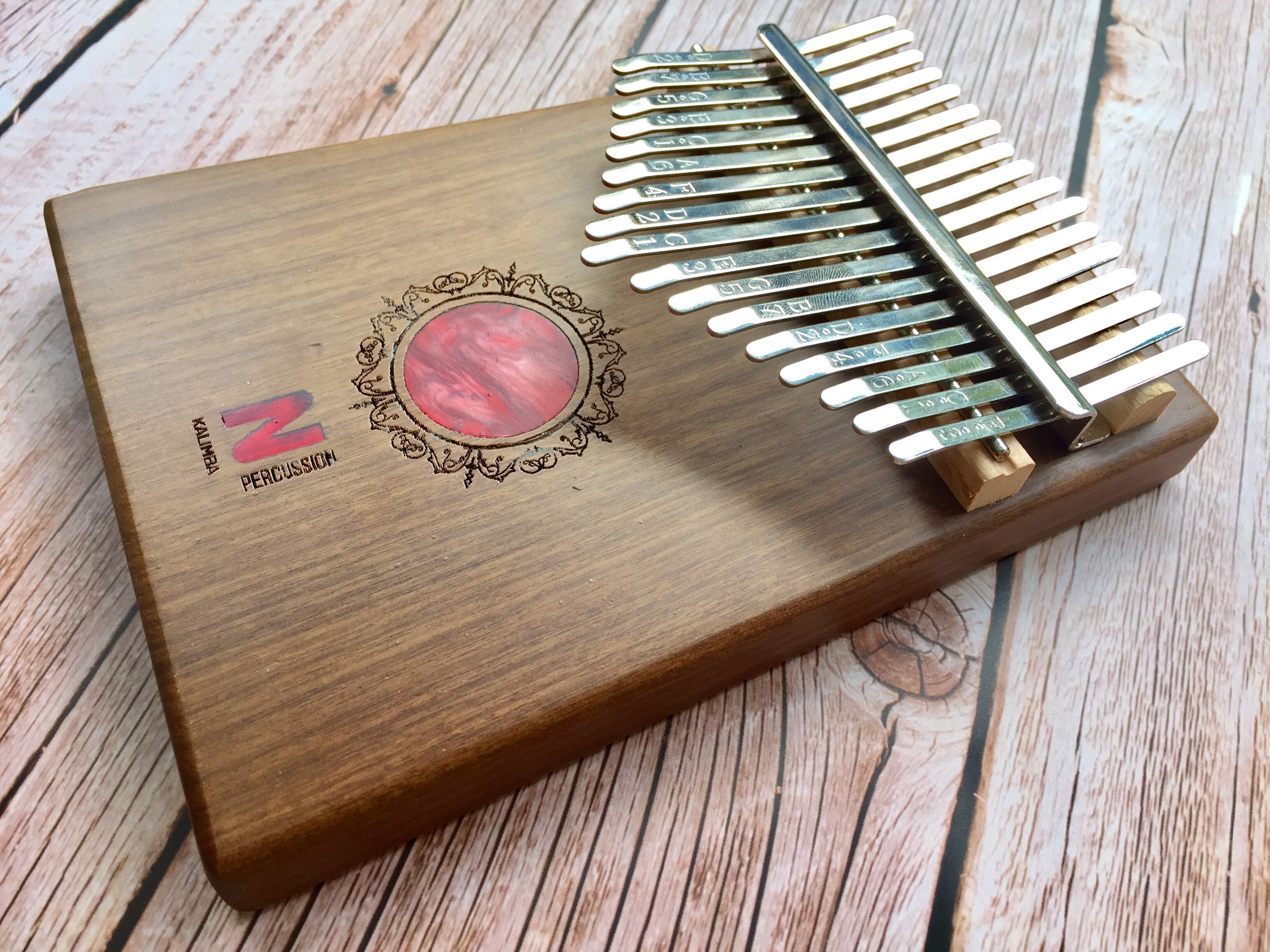 Nhạc cụ cầm tay Kalimba Nhạc cụ cầm tay Kalimba