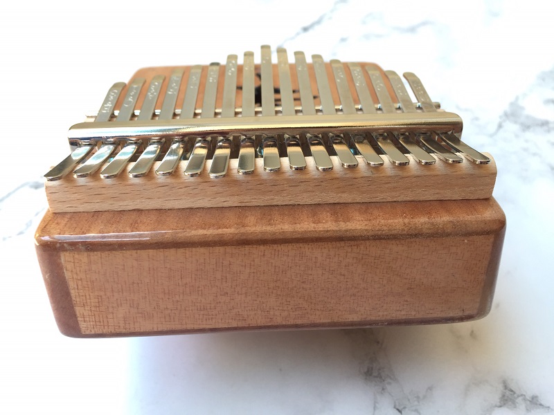 Đàn Kalimba 17 Phím Gỗ Mun Ebony Âm Đáy Vũ Công Purm KaLinh Đàn Kalimba 17 Phím Gỗ Mun Ebony Âm Đáy Vũ Công Purm KaLinh