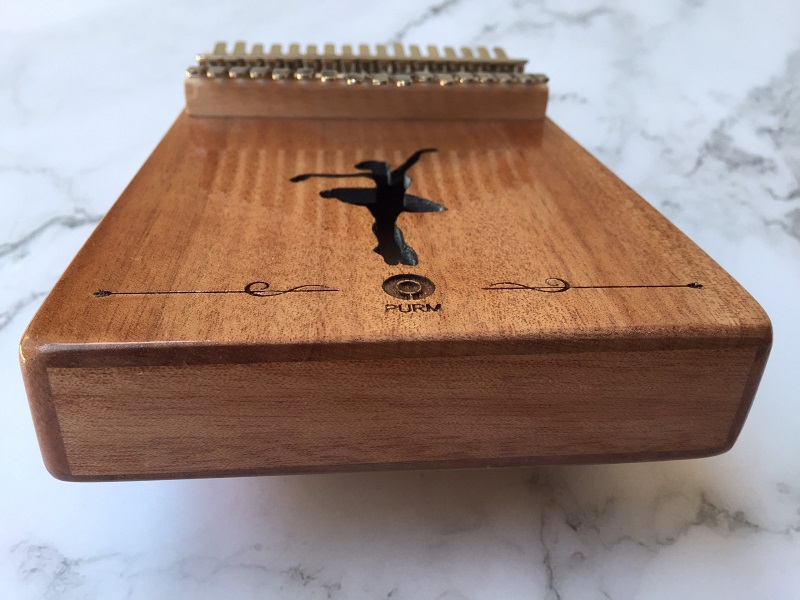 Đàn Kalimba 17 Phím Gỗ Mun Ebony Âm Đáy Vũ Công Purm KaLinh Đàn Kalimba 17 Phím Gỗ Mun Ebony Âm Đáy Vũ Công Purm KaLinh