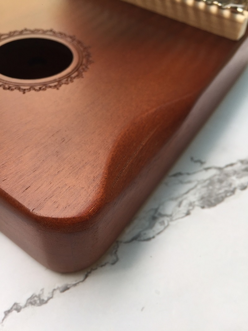 Đàn Kalimba Bo Góc 17 Phím Gỗ Classic Đàn Kalimba 17 Phím Gỗ Mahogany Bo Góc Classic XinZheng KaLinh