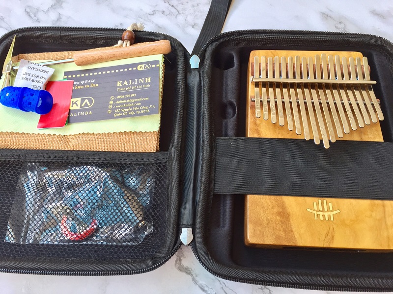 Đàn Kalimba 17 Phím Gỗ Trinh Nam Âm Đáy KaLinh Đàn Kalimba 17 Phím Gỗ Trinh Nam Âm Đáy KaLinh