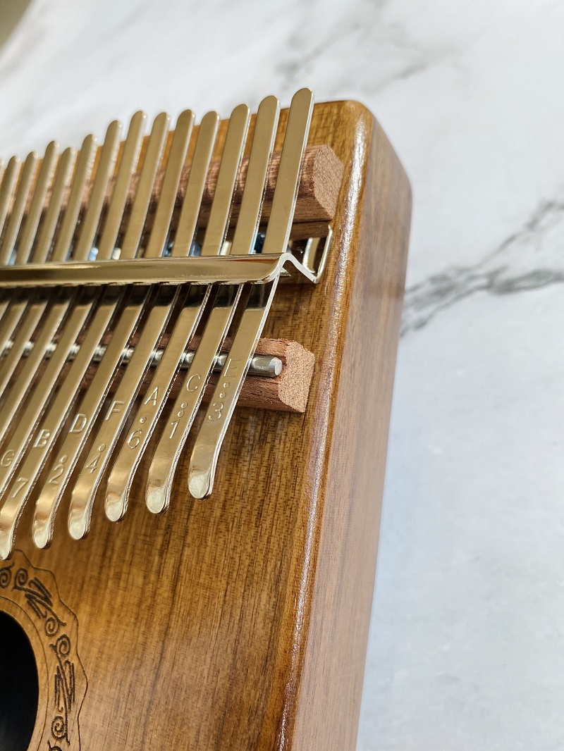 Đàn Kalimba 17 Phím Gỗ Óc Chó Classic Walnut KaLinh Đàn Kalimba 17 Phím Gỗ Óc Chó Classic Walnut KaLinh