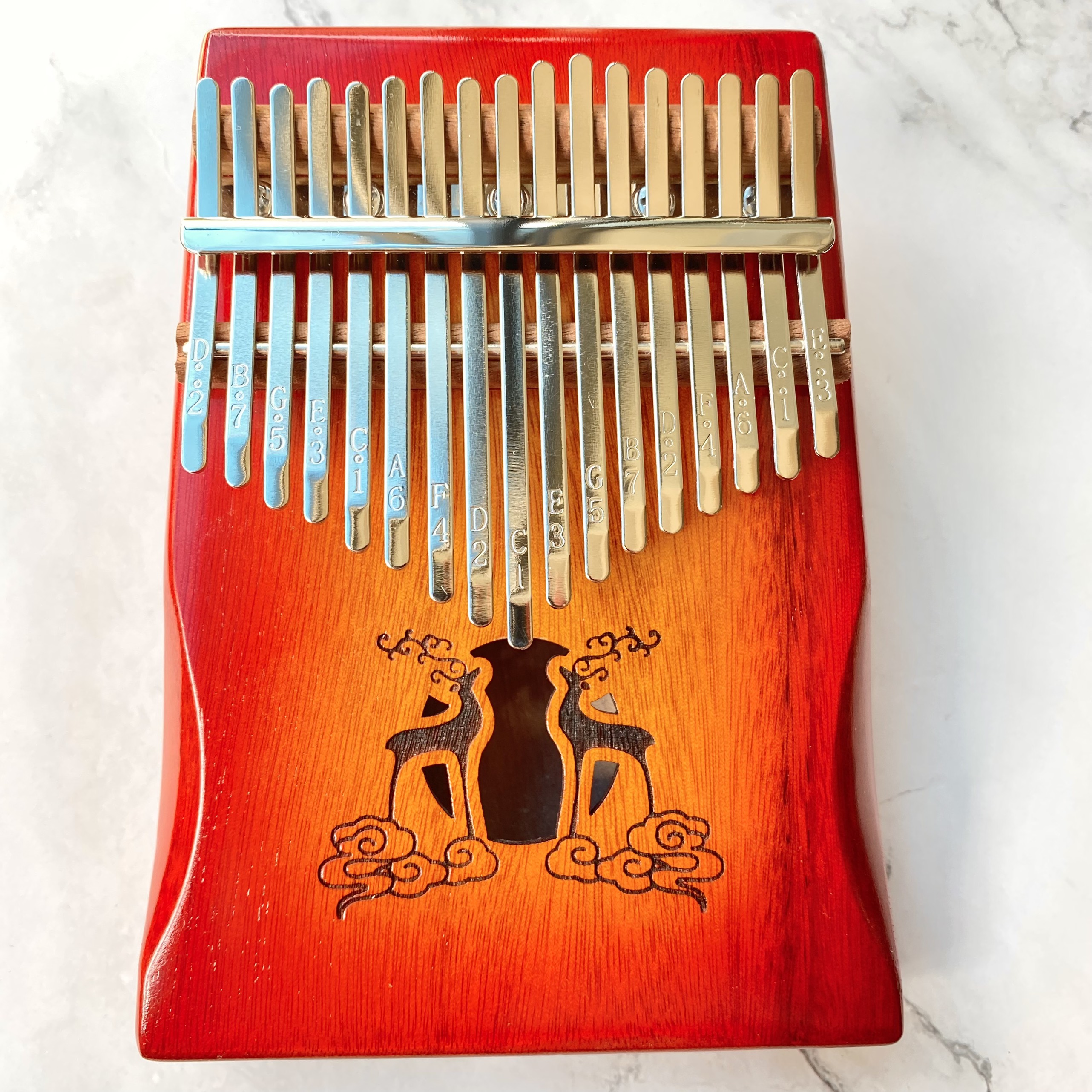 Đàn Kalimba 17 Phím Classic Mahogany Đỏ Hươu Đôi Hluru