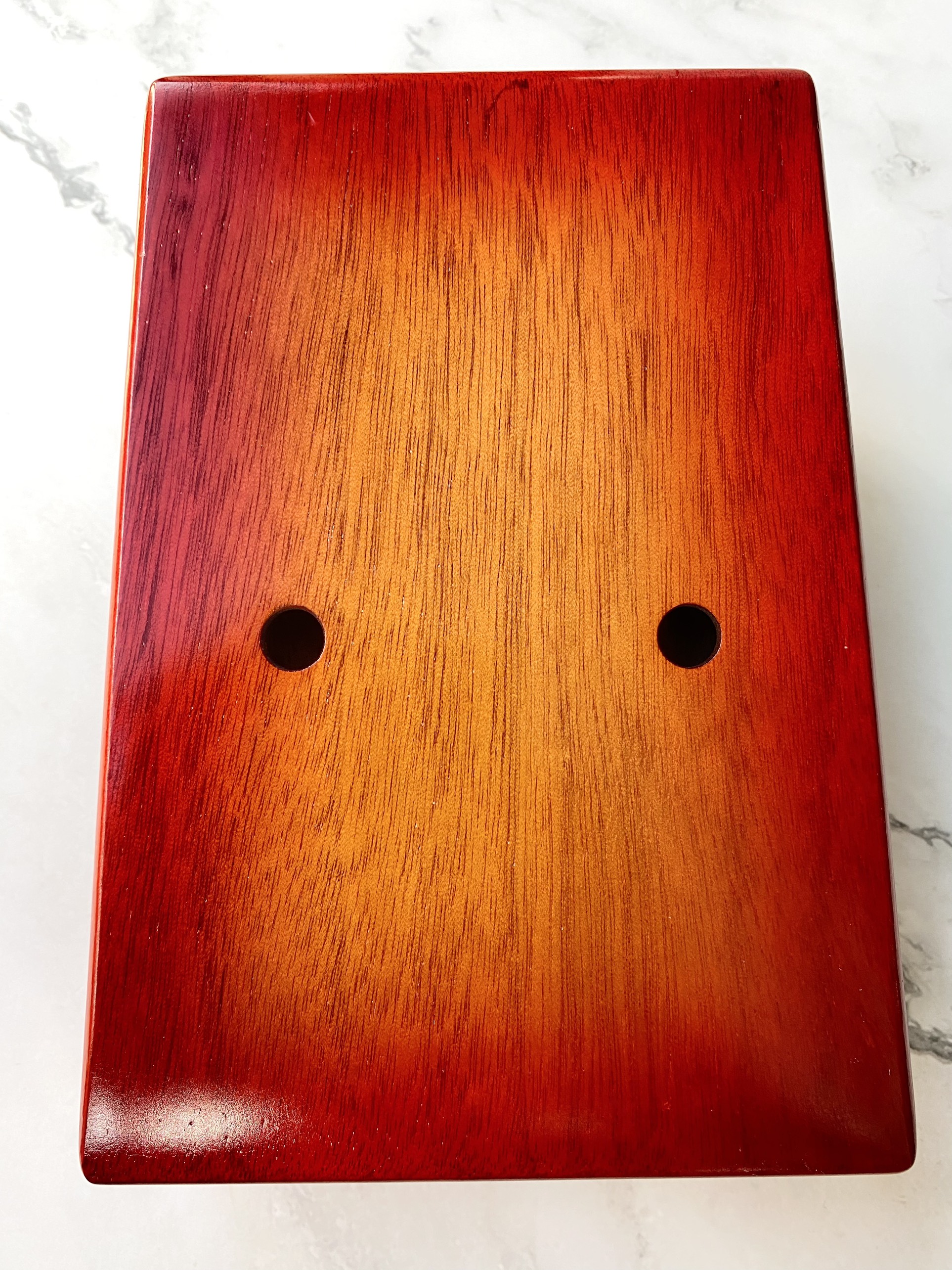 Đàn Kalimba 17 Phím Classic Mahogany Đỏ Hươu Đôi Hluru Đàn Kalimba 17 Phím Classic Mahogany Đỏ Hươu Đôi Hluru