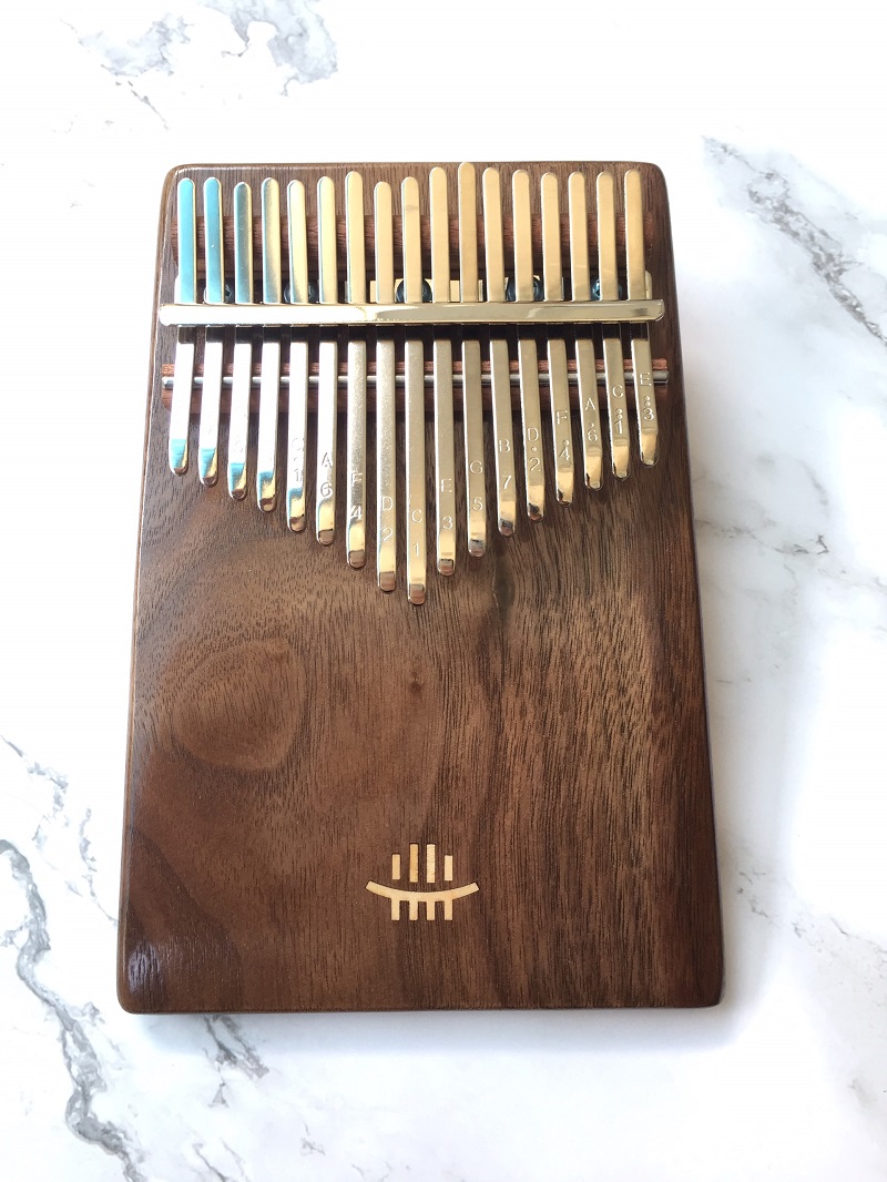 Đàn Kalimba 17 Phím Gỗ Nguyên Khối Walnut KaLinh Đàn Kalimba 17 Phím Gỗ Nguyên Khối Walnut KaLinh