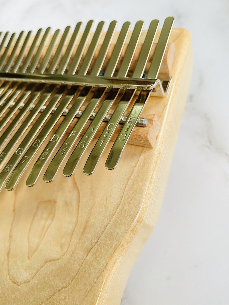 Đàn Kalimba 17 Phím Nguyên Khối Bo Gỗ Phong Kalinh Đàn Kalimba 17 Phím Nguyên Khối Bo Gỗ Phong Kalinh