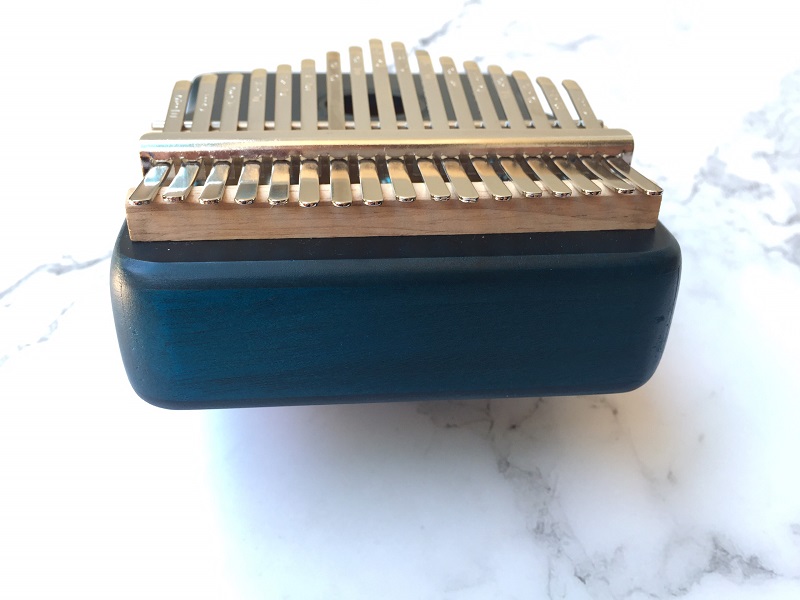 Đàn Kalimba 17 Phím Gỗ Mahogany Bo Góc Classic XinZheng KaLinh Đàn Kalimba 17 Phím Gỗ Mahogany Bo Góc Classic XinZheng KaLinh