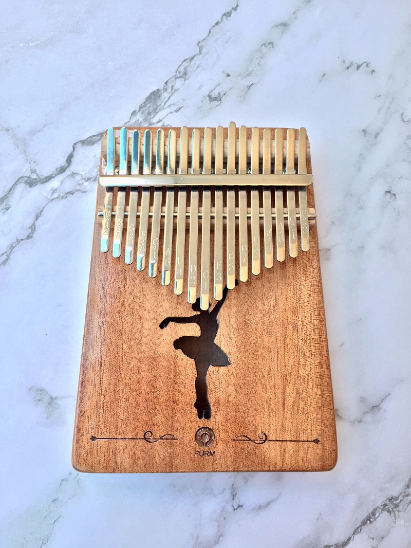 Đàn Kalimba 17 Phím Gỗ Mun Ebony Âm Đáy Vũ Công Purm KaLinh Đàn Kalimba 17 Phím Gỗ Mun Ebony Âm Đáy Vũ Công Purm KaLinh