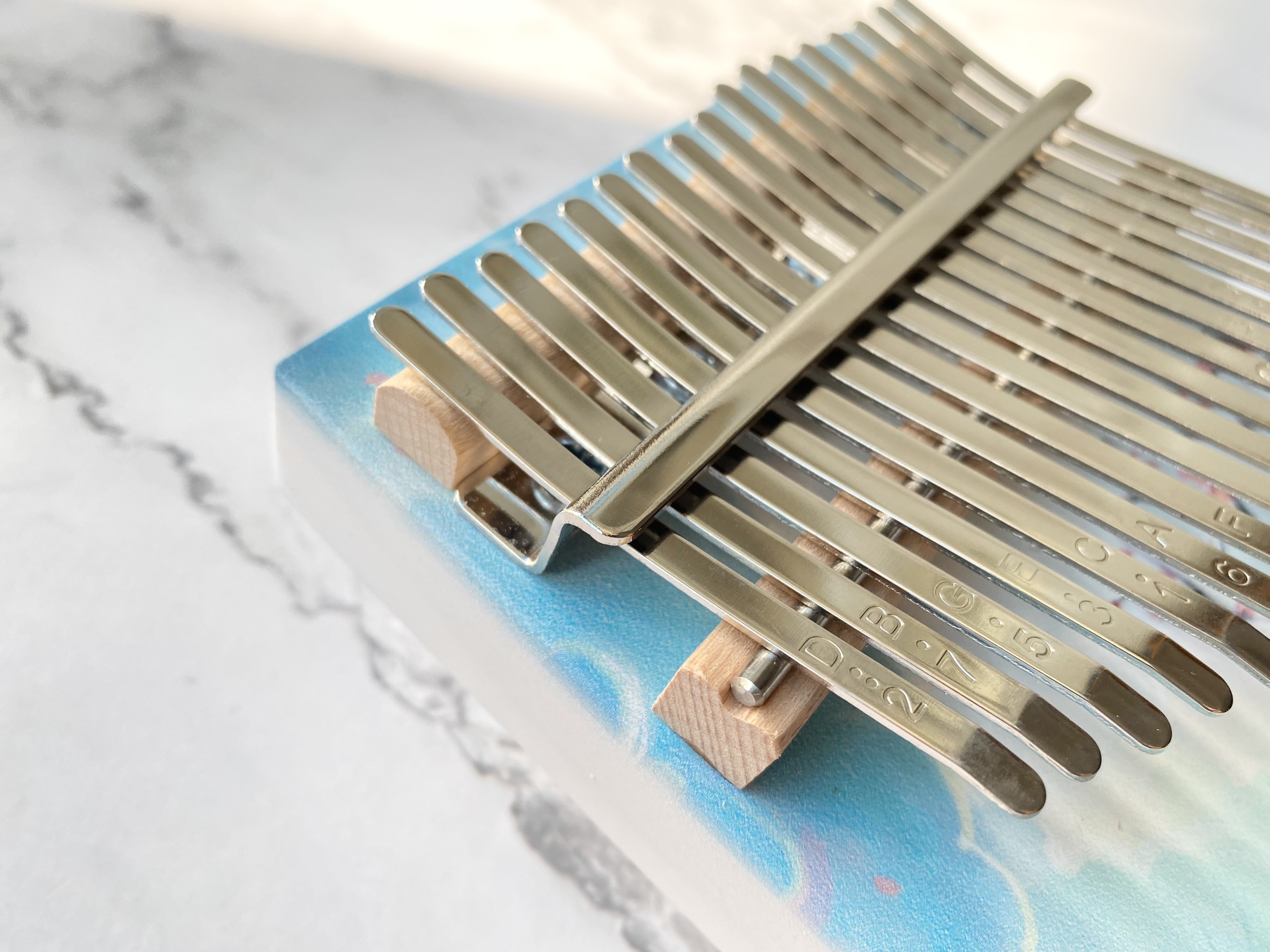 Đàn Kalimba 17 Phím Nguyên Khối Art KaLinh Hươu Đàn Kalimba 17 Phím Nguyên Khối Art KaLinh Hươu