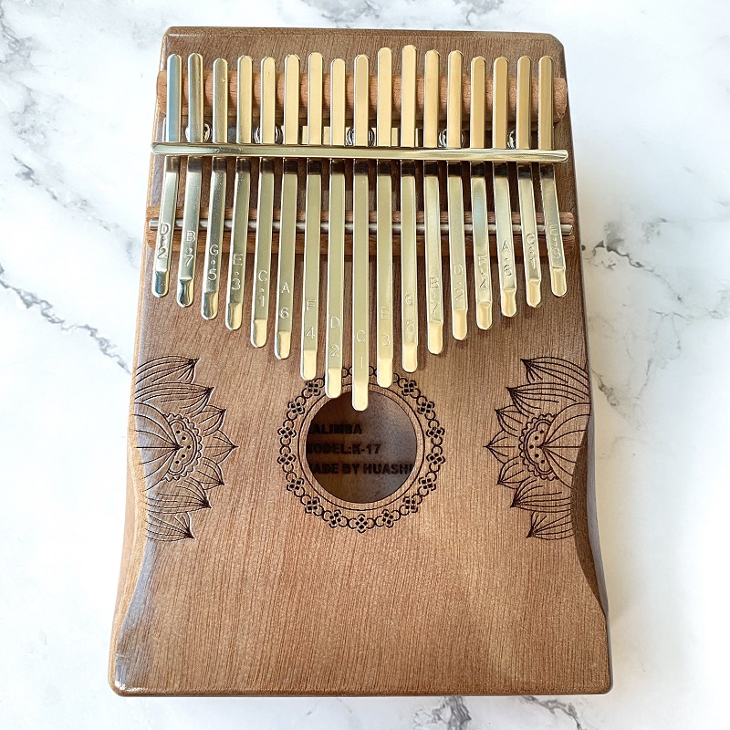 Đàn Kalimba 17 Phím Sen Huashu Nâu Classic Gỗ Mahogany Bo Eo Đàn Kalimba 17 Phím Sen Huashu Nâu Classic Gỗ Mahogany Bo Eo