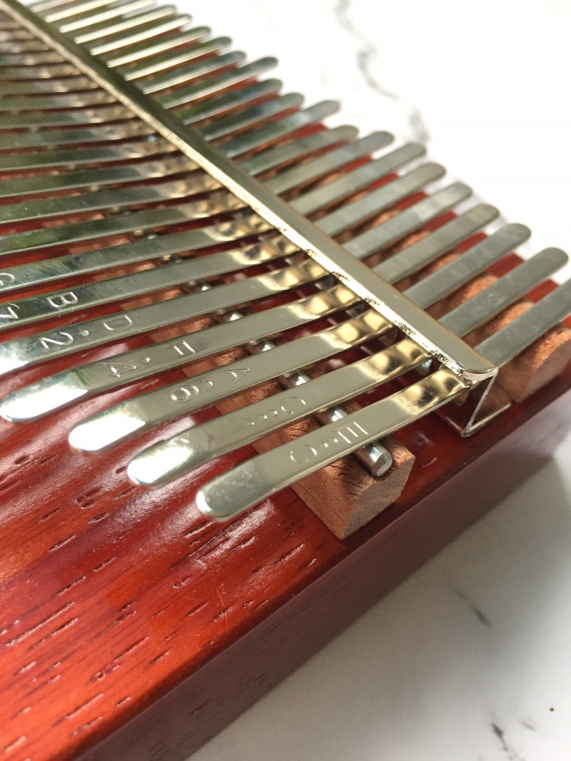 Đàn Kalimba 21 Phím Gỗ Hoa Lê Đỏ Âm Đáy KaLinh Đàn Kalimba 21 Phím Gỗ Hoa Lê Đỏ Âm Đáy KaLinh