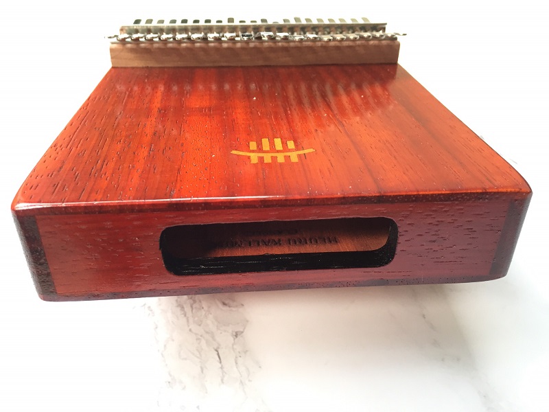 Đàn Kalimba 21 Phím Gỗ Hoa Lê Đỏ Âm Đáy KaLinh Đàn Kalimba 21 Phím Gỗ Hoa Lê Đỏ Âm Đáy KaLinh