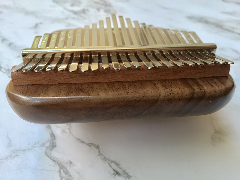 Đàn Kalimba 21 Phím Gỗ Nguyên Khối Walnut KaLinh Đàn Kalimba 21 Phím Gỗ Nguyên Khối Walnut KaLinh