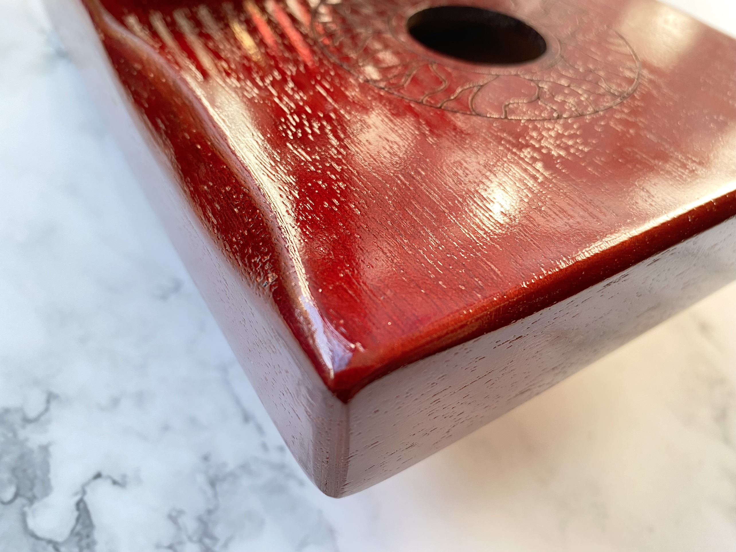 Đàn Kalimba 21 Phím Sen Huashu Mahogany Đỏ Classic Bo Đàn Kalimba 21 Phím Sen Huashu Mahogany Đỏ Classic Bo