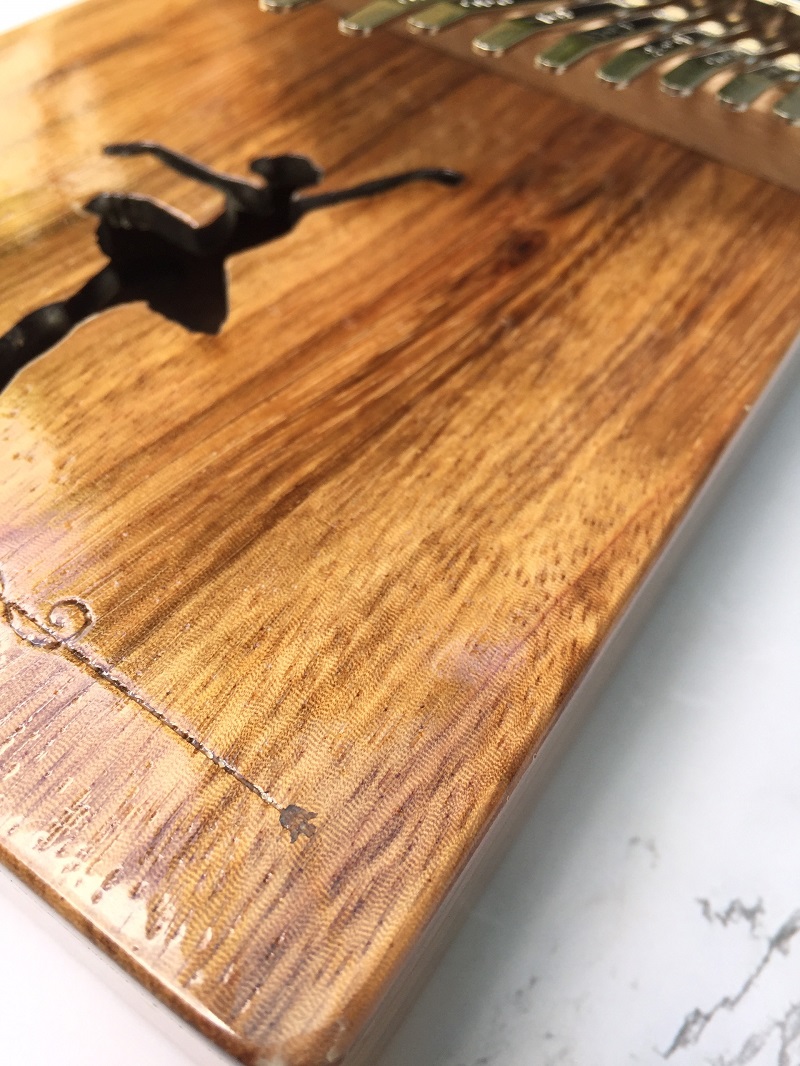 Đàn Kalimba 17 Phím Gỗ Mun Ebony Âm Đáy Vũ Công Purm KaLinh Đàn Kalimba 17 Phím Gỗ Mun Ebony Âm Đáy Vũ Công Purm KaLinh