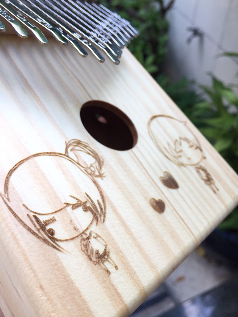 Đàn Kalimba 17 Phím Gỗ Vân Sam Classic KaLinh Đàn Kalimba 17 Phím Gỗ Vân Sam Classic KaLinh