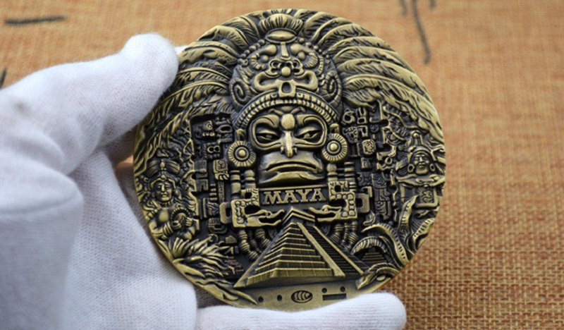 Kỉ Niệm Chương Đồng Nguyên Khối MAYA Kỉ Niệm Chương Đồng Nguyên Khối MAYA