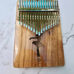 Đàn Kalimba 17 Phím Gỗ Mun Ebony Âm Đáy Vũ Công Purm KaLinh