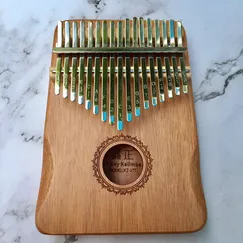 Đàn Kalimba 17 Phím Gỗ Mahogany Viền Mỏng Bo Góc Classic XinZheng KaLinh