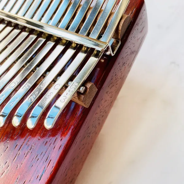 Đàn Kalimba 17 phím Âm Đáy Hoa Lê Đỏ KaLinh