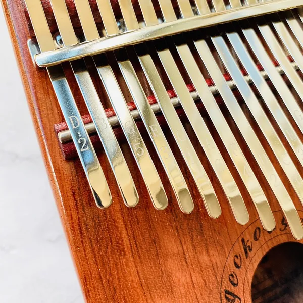 Đàn Kalimba 17 Phím Gỗ Hoa Hồng Cổ Điển Gecko