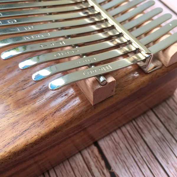 Đàn Kalimba 21 Phím Gỗ Keo Âm Đáy Hluru KaLinh