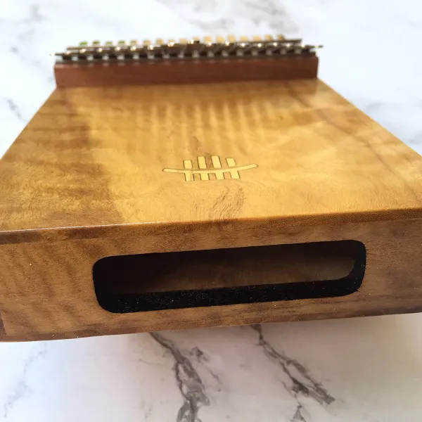 Đàn Kalimba 17 Phím Âm Đáy Gỗ Trinh Nam KaLinh