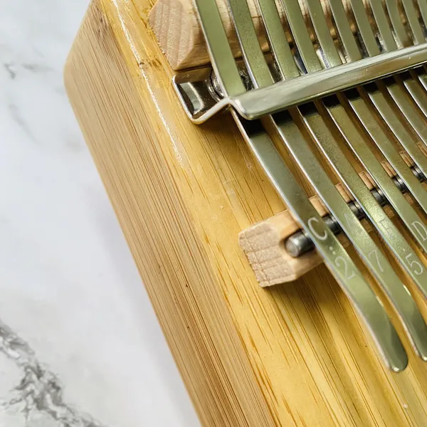 Đàn Kalimba 17 Phím Gỗ Tre Cổ Điển Classic Gecko KaLinh