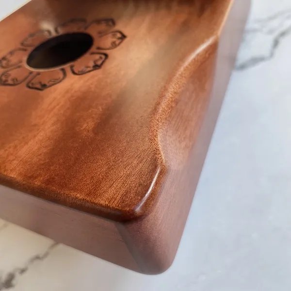 Đàn Kalimba 17 Phím Gỗ Mahogany Sen Phật Classic Andrew KaLinh