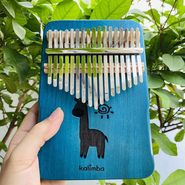 Đàn Kalimba 17 Phím Gỗ Mahogany Hươu Classic KaLinh