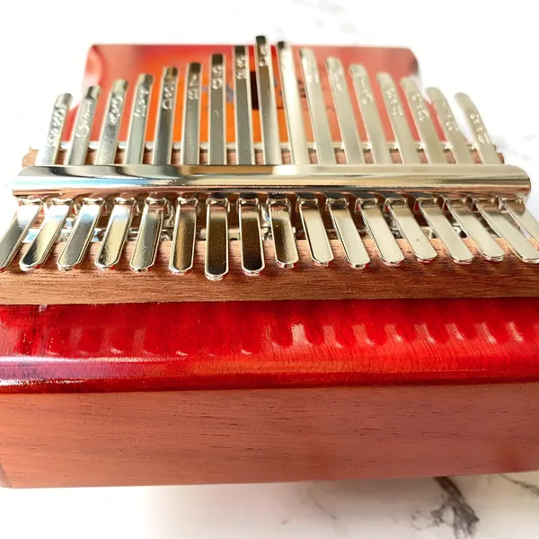 Đàn Kalimba 17 Phím Classic Mahogany Đỏ Hươu Đôi Hluru