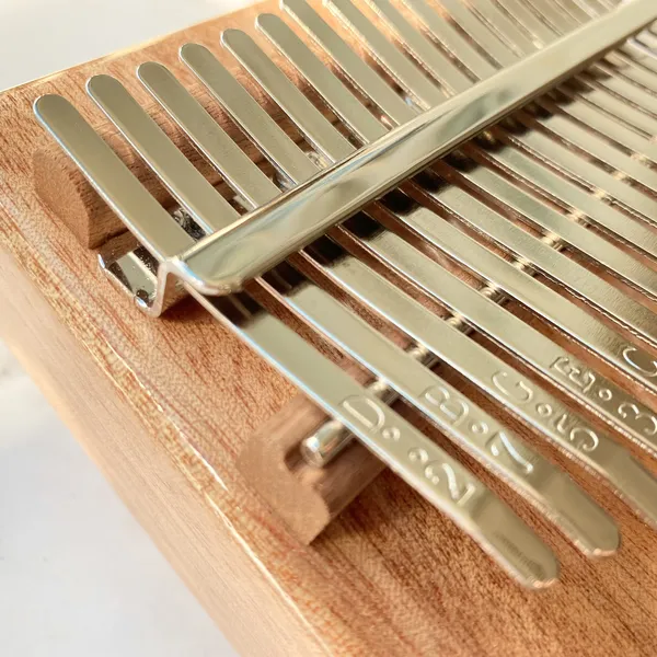 Đàn Kalimba 17 Phím Classic Mahogany Nâu Hươu Đôi Hluru