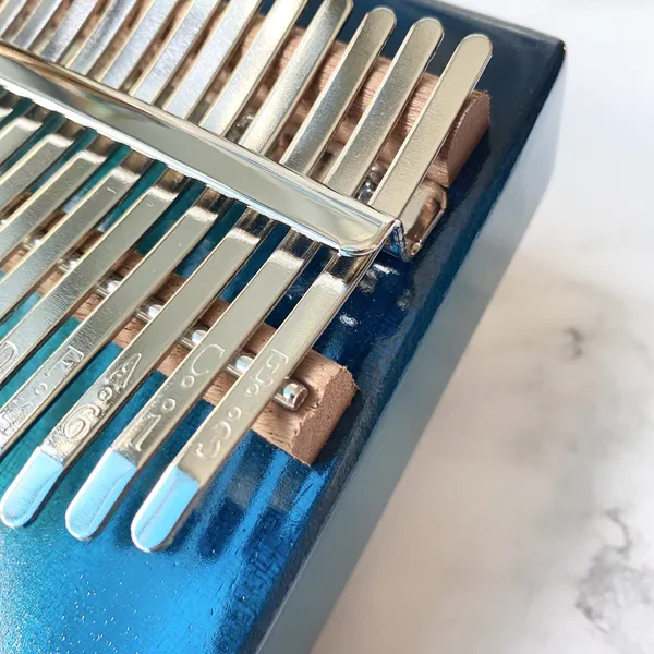 Đàn Kalimba 17 Phím Classic Mahogany Xanh Hươu Đôi Hluru