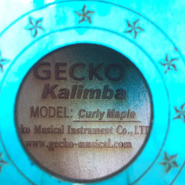 Đàn Kalimba 17 Phím Gỗ Phong Vân Hổ Cổ Điển Gecko KaLinh