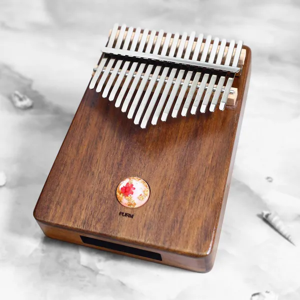 Đàn Kalimba 17 Phím Gỗ Keo Acacia (Koa) Âm Đáy Khảm Ngọc Purm