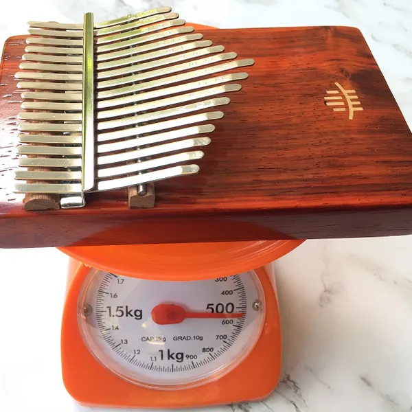 Đàn Kalimba 17 Phím Gỗ Nguyên Khối Hoa Lê Đỏ KaLinh