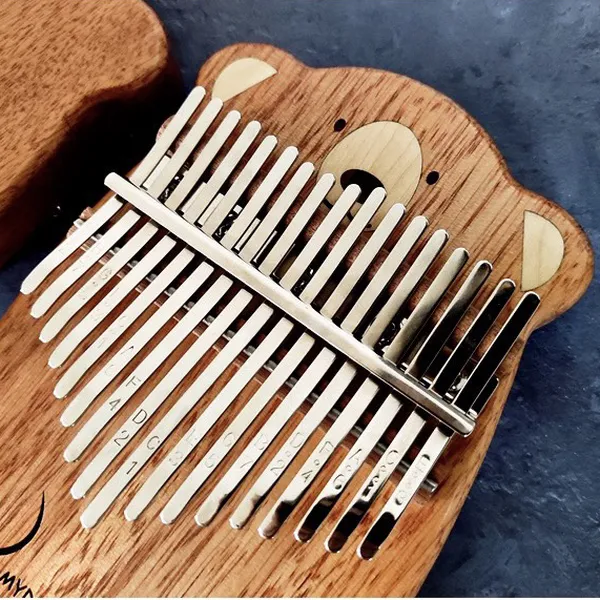 Đàn Kalimba 17 Phím Gỗ Phong - Hoa Lê Nguyên Khối Gấu Myron