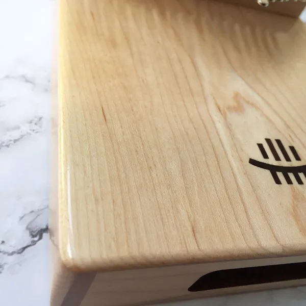 Đàn Kalimba 17 Phím Gỗ Thông Âm Đáy Hluru KaLinh