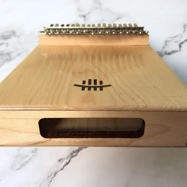 Đàn Kalimba 17 Phím Gỗ Thông Âm Đáy Hluru KaLinh